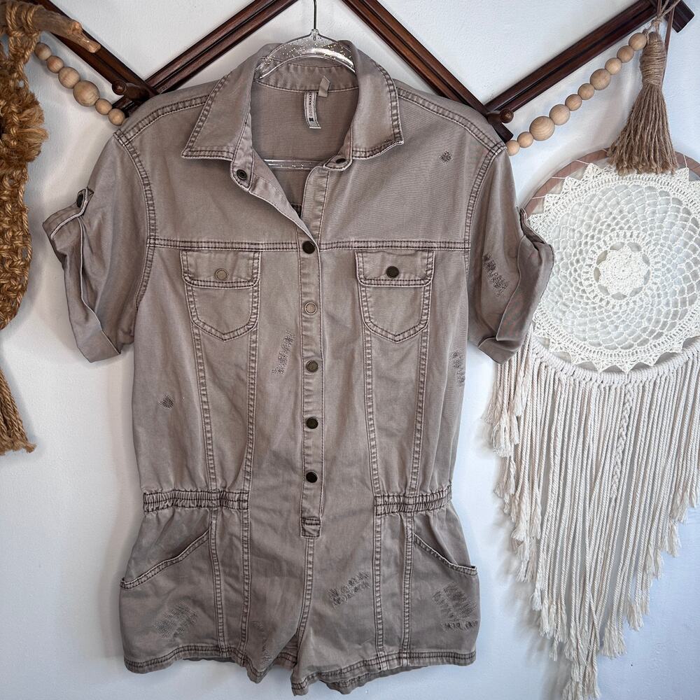 BCBG MaxAzria Urban Jungle Andy Short Jumpsuit